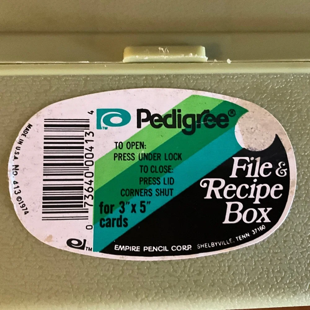 Vintage Pedigree Recipe Box File 3 x 5‎ Cards Organizer Avocado Green